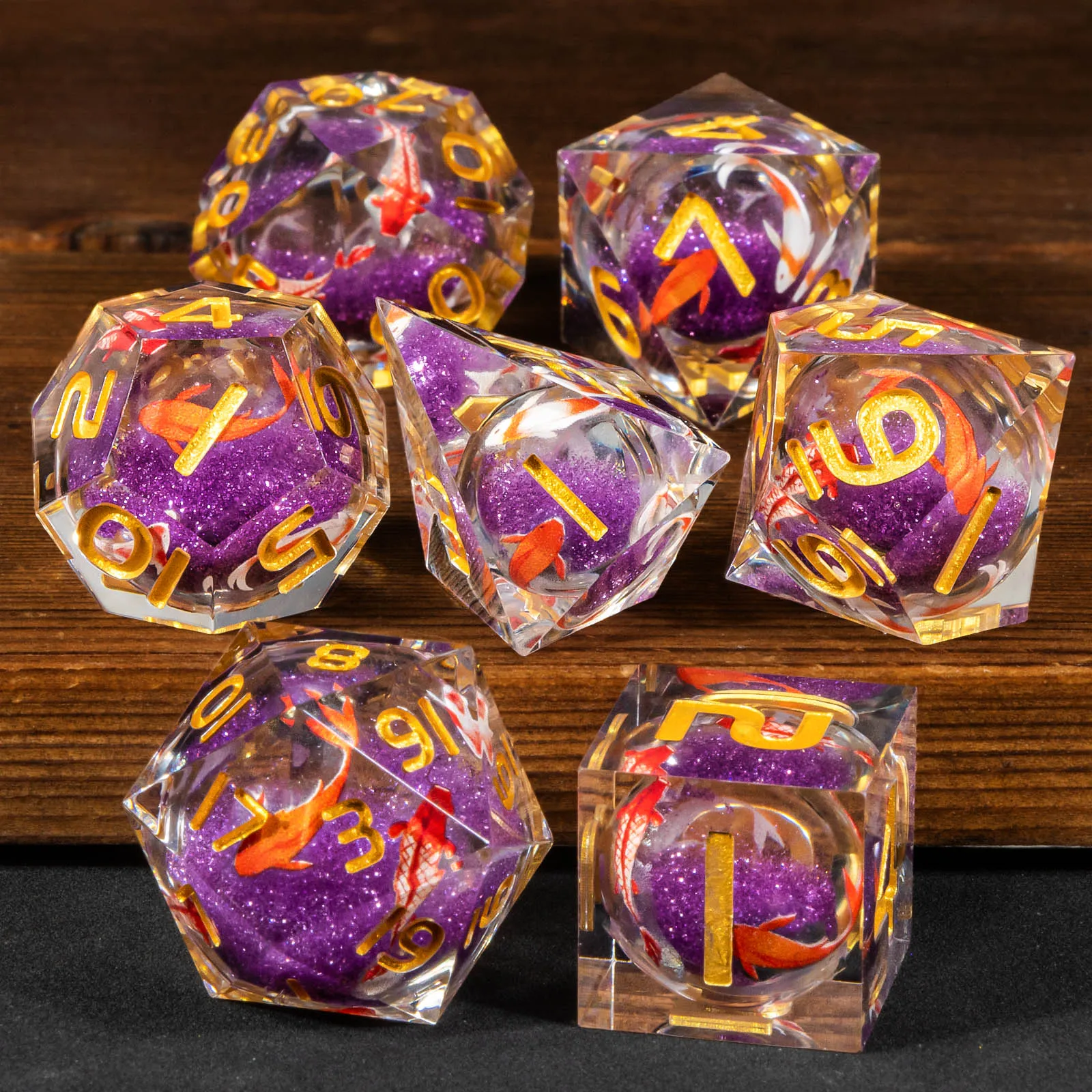 

Liquid Core DND Dice Set, Fish 7pcs Sharp Edge Resin Dice Set for Dungeon and Dragon, Role Playing D&D Dice D20 D12 D10 D8 D6 D4