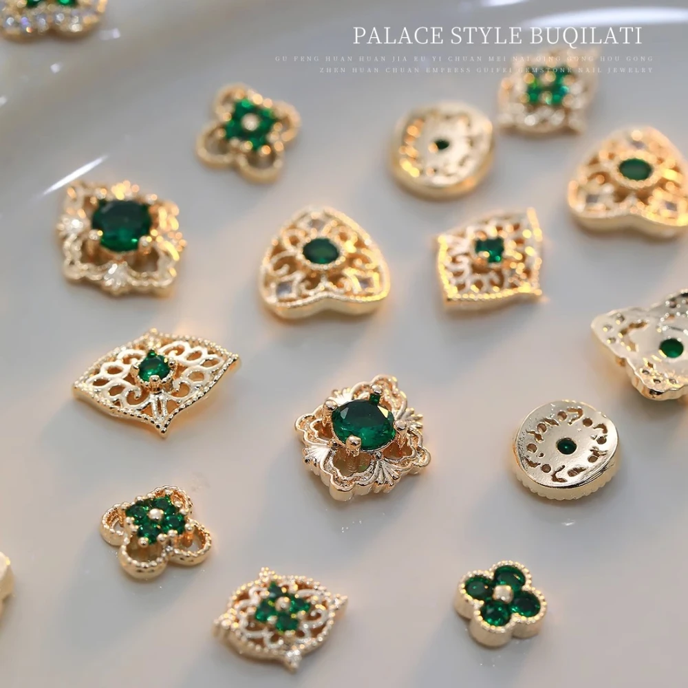 

Delicate Vintage Court Style Peacock Green Zircon Alloy Nail Art Jewelry Decorations Luxury Retro Metal Manicure Accessories
