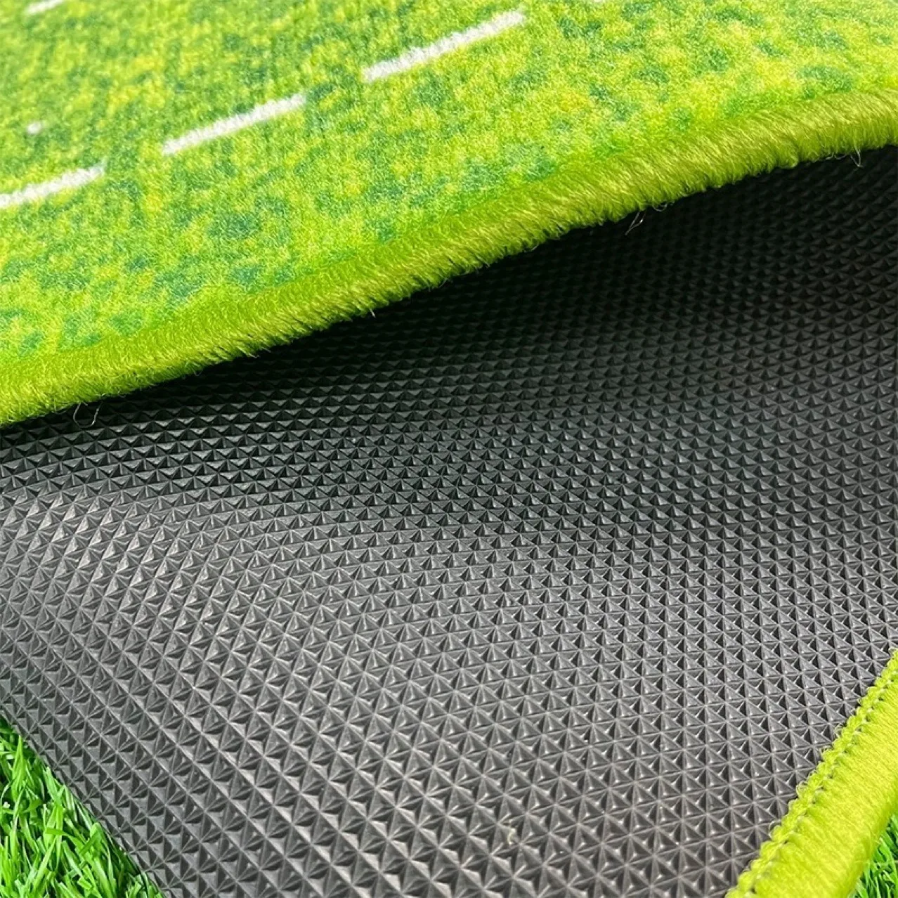 Golf Solid Wood Dual-Hole Putting Practice Tool with Return Track Nylon Putting Practice Mat