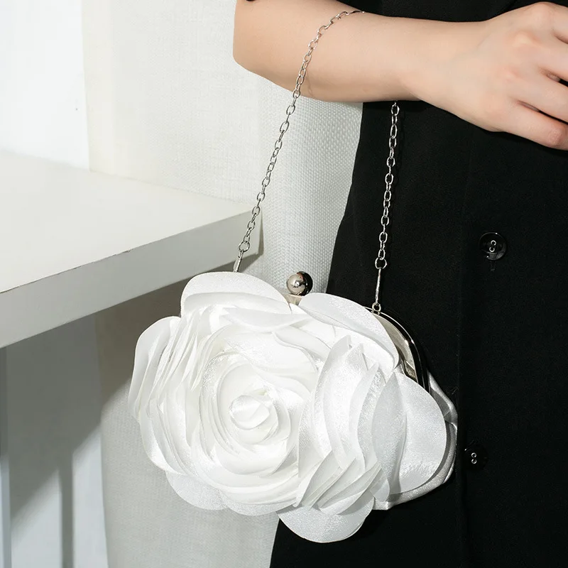 Premium Diamond Dinner Bag Nordic White Flower Romantic Bridesmaid Clutch Elegant Rose Wedding Luxury Shiny Bag Sac Soirée Femme