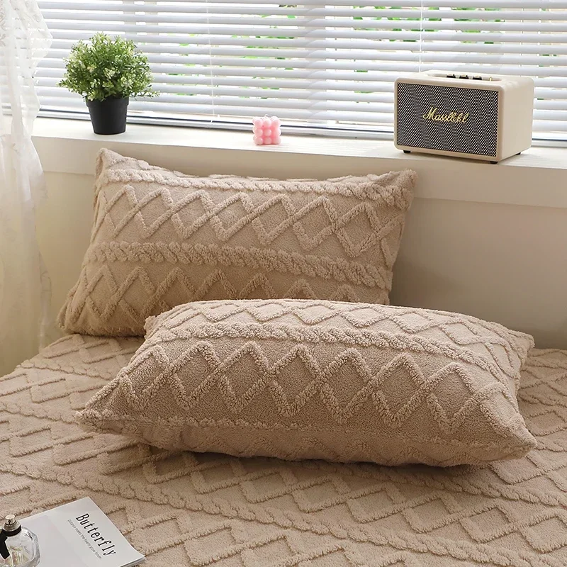 2pcs Pillowcase Velvet Pillow Cover 48x74cm Pillowslip Rectangle Cushion Cover Warm Pillow Case fundas de almohada