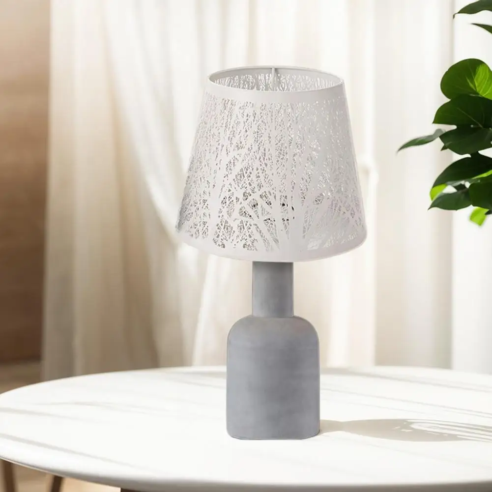 Lamp Heads Cover Elegant Metal Engraved Chandelier Lampshade with Hollow Pattern Design Versatile for E27/e14 for A