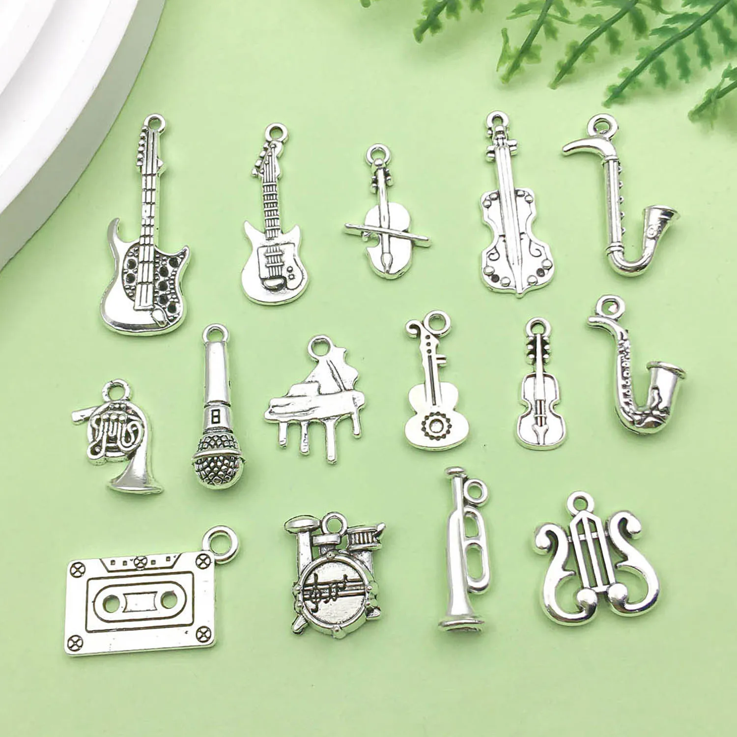 

15pcs Zinc Alloy Antique Silver Color Musical Instrument Theme Charm Pendants for DIY Necklace Bracelets Jewelry Making Finding