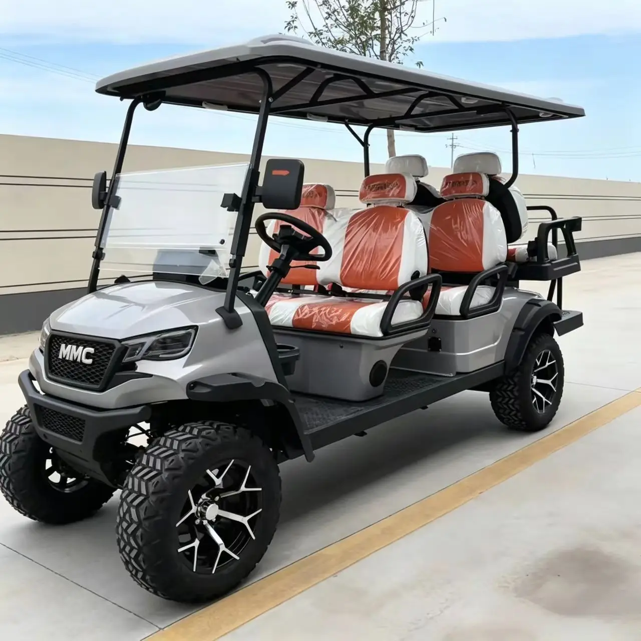 48v/60v/72v 4000w/7000w Golf Cart Battery Electric 2/4/6/8-seater 4WD Multifunctional Mobility Scooter Golf Cart