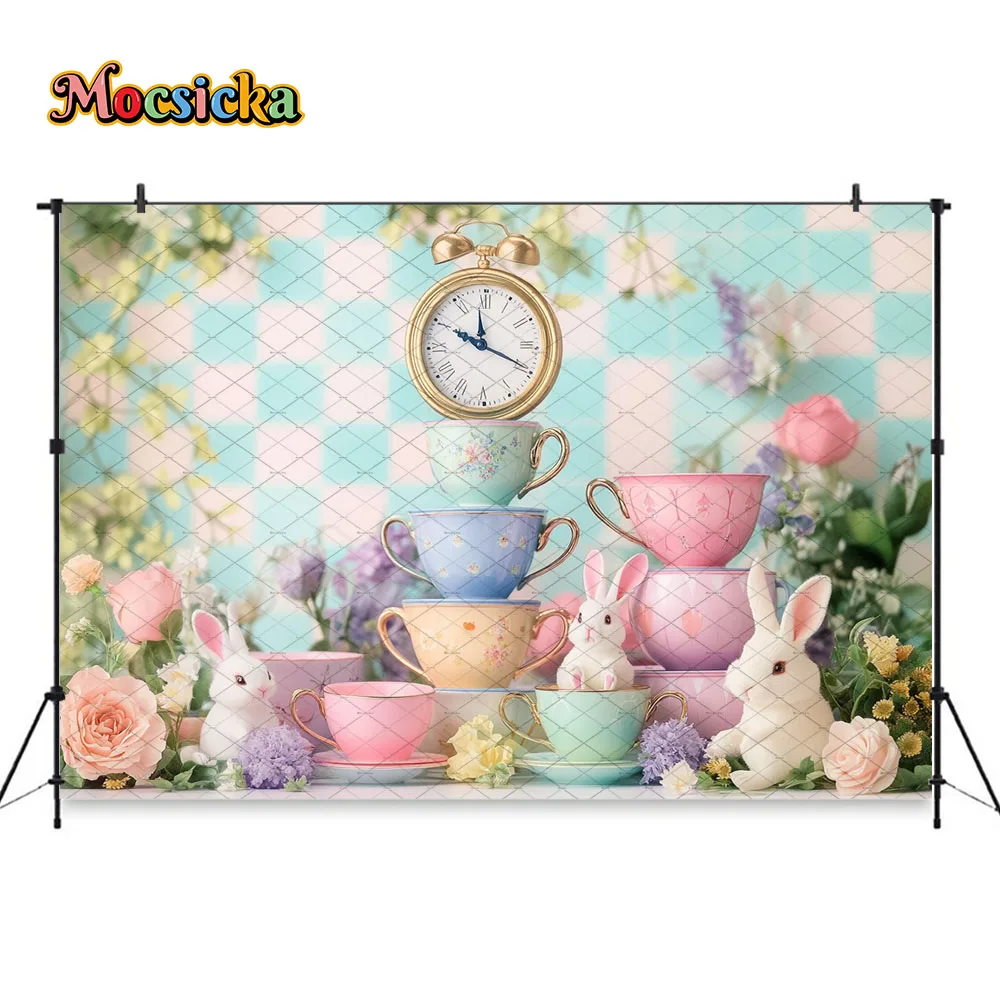 ฉากหลังถ่ายภาพงานเลี้ยงน้ำชาธีมสาวน้อยมอคซิก้า วันเดอร์แลนด์ พร้อมนาฬิกา กระต่าย ถ้วยชา ลายดอกไม้ สำหรับตกแต่งฉากหลังงานวันเกิดเด็ก ภาพถ่ายแฟนตาซี
