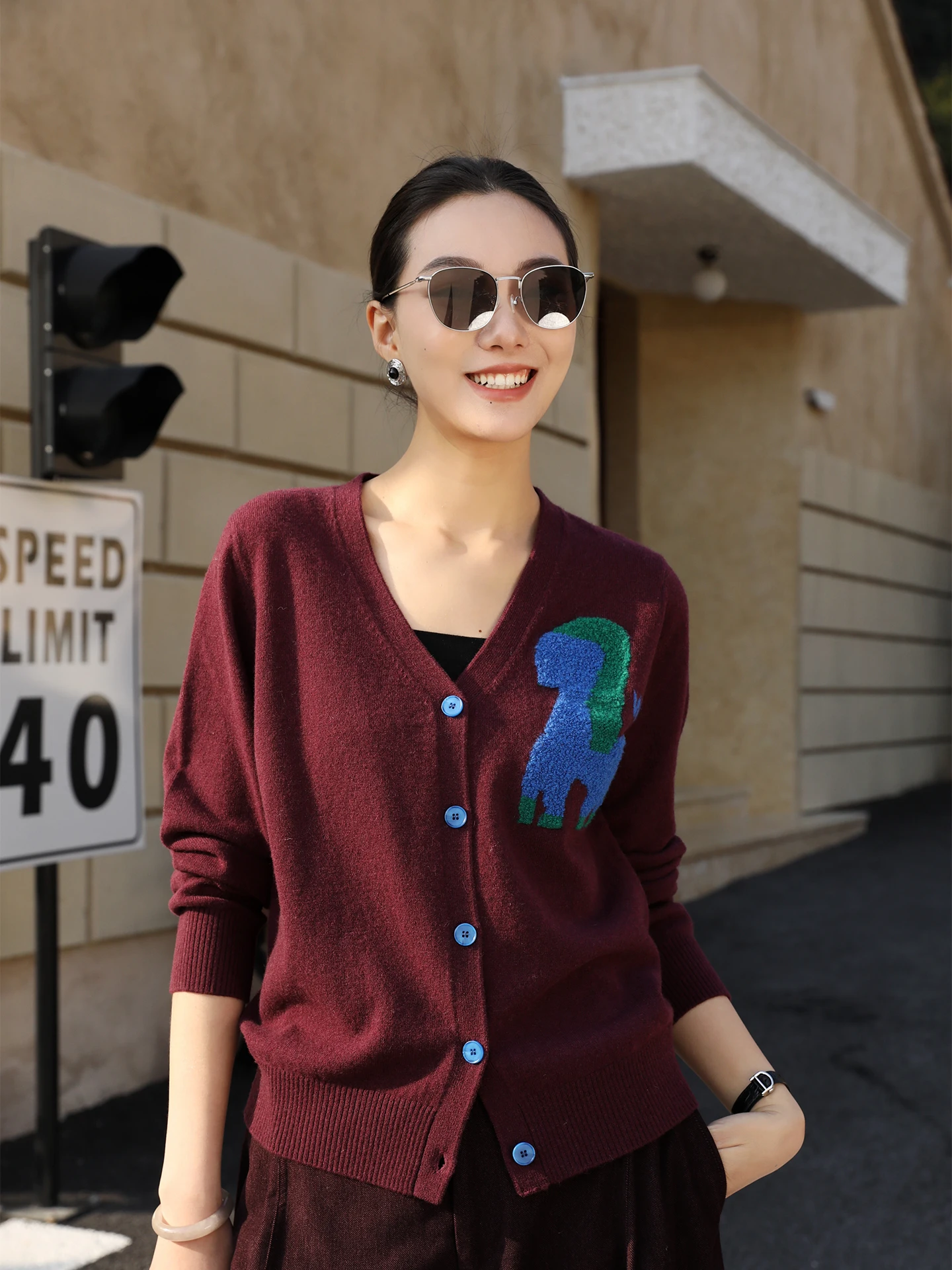 

Slim Fit V-Ne Knitted Cardigan Women's Woolen Sweater Spring New Sle Embroidered Contrast Color Long Sve Casual Wear