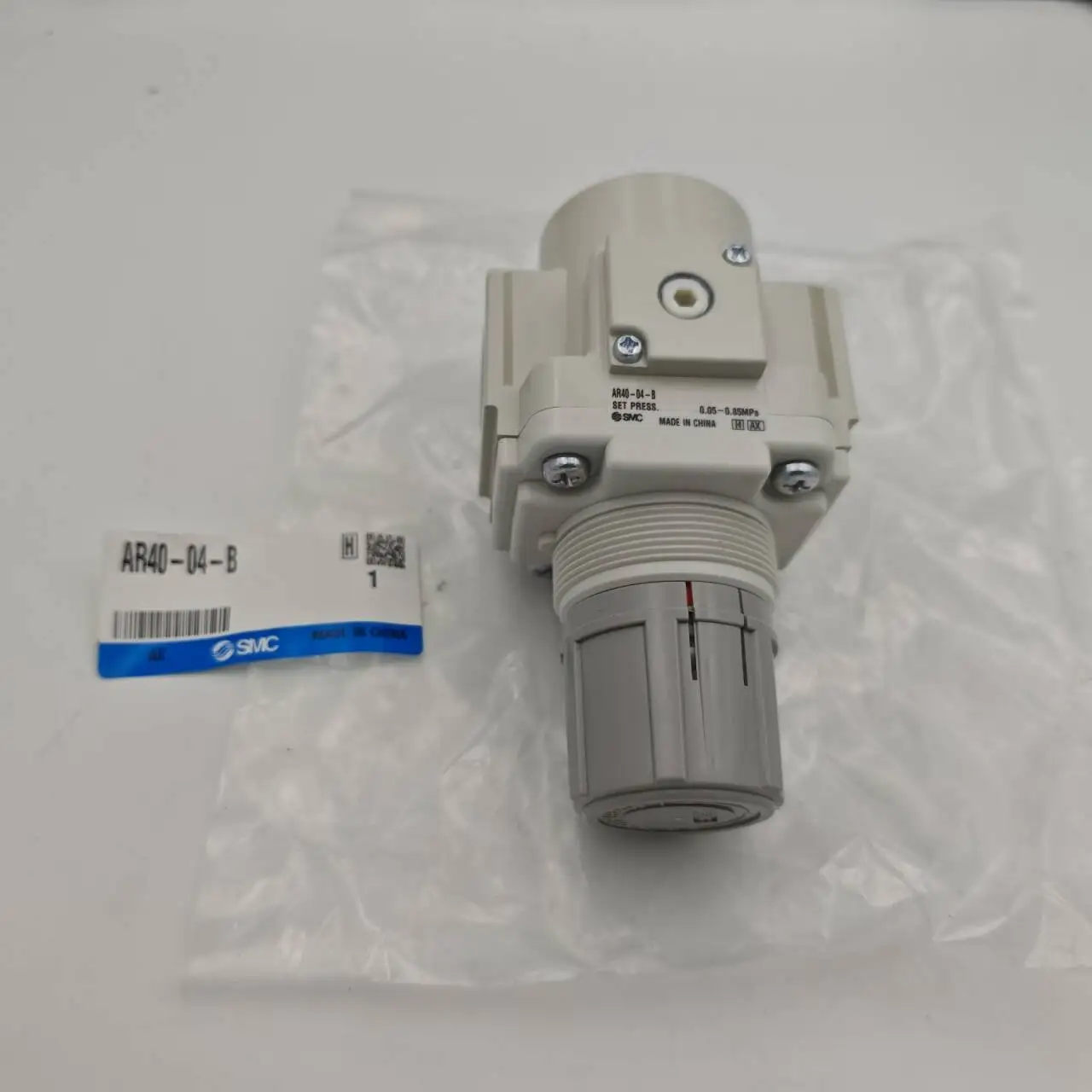 

Original Genuine SMC Pressure Reducing Valve in Stock AR50-06/06B/06E/06BE-B AR50-06G/BG-B AR60-10-B SMC Pressure Reducing Valve