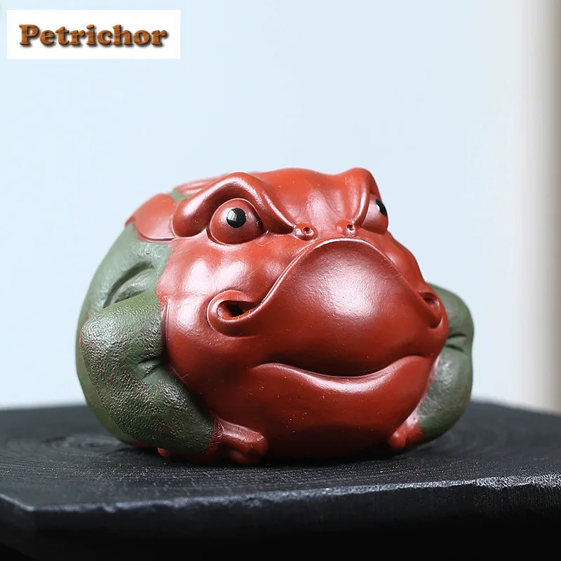 Yixing Purple Clay Wealth-attracting Golden Toad Tea Pet Vintage Exquisite Miniatures Tea Figurine Play Toys Tea Statue Ornament