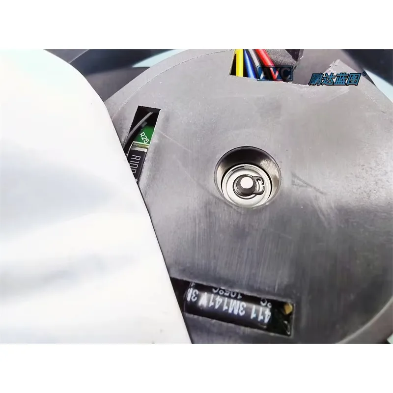 

pa AVC DATA1238B8U Двойной шарикоподшипник 48 В Контроль температуры ШИМ Измерение скорости 12038 Шасси преобразования частоты Вентилятор 12 см