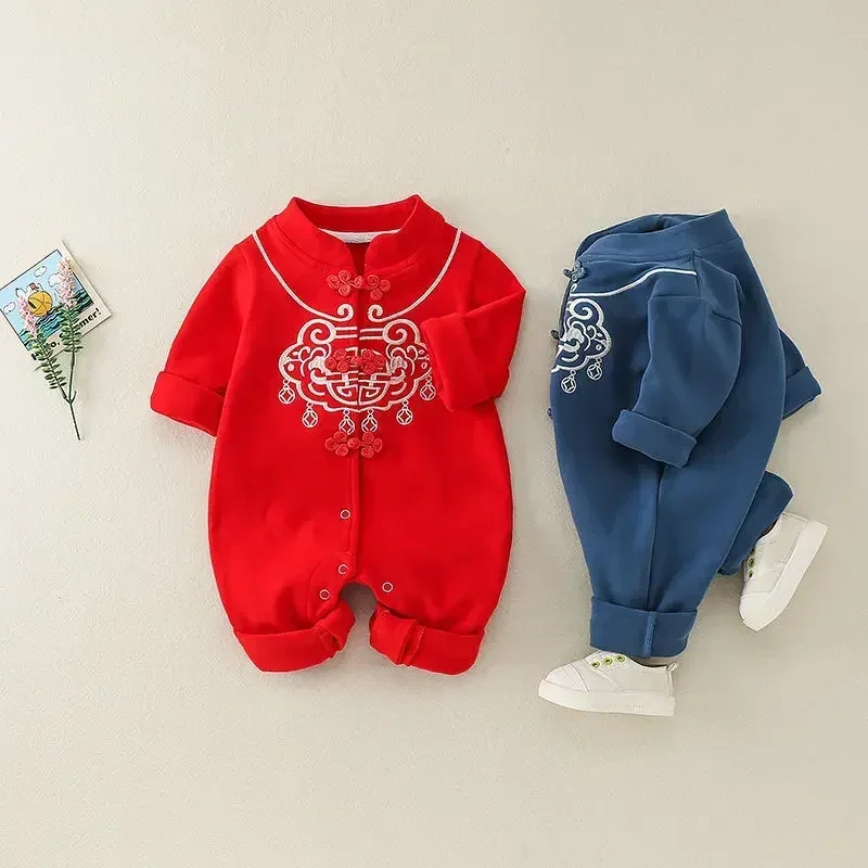 

Newborn Full Moon Romper Suit Baby Boy 2024 Autumn Chinese Style Cotton Gold Lock Embroidery Long Sleeved Tang Suit Jumpsuit