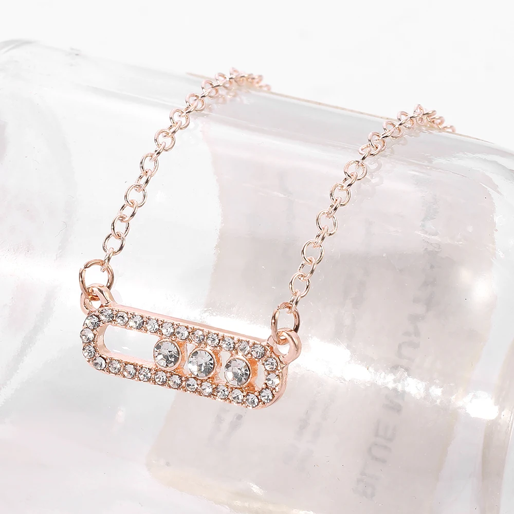 Minimalistischer Geometrie-Strass-Anhänger, modische kreative Halskette für Frauen und Mädchen, Schmuck-Accessoire für den Alltag. – Detail 3