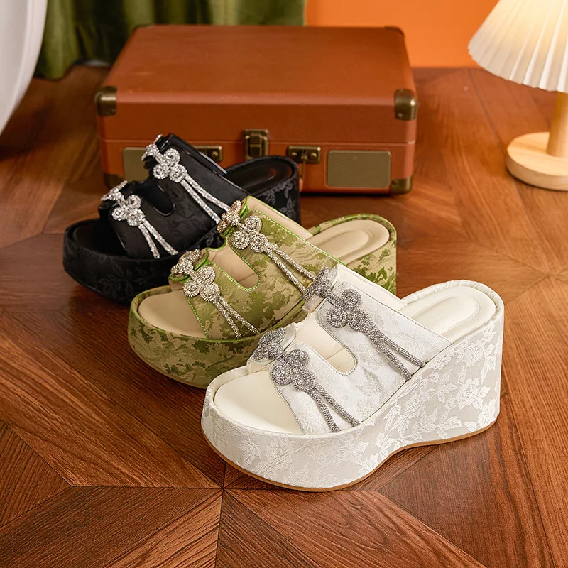 

10cm Wedge Sandals Women New Chinese Style Embroidered Summer Fashion Thick Platform Sandals