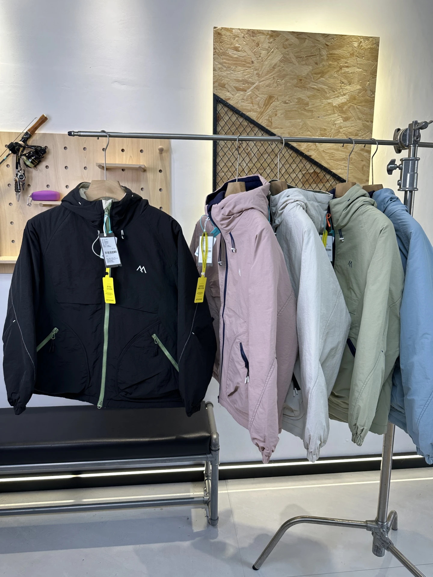 

Outdoor Casual Thiened Warm Cotton Jaet for Couples Windproof Waterproof Winter Coat with Hood Loose Fit Workwear Sle