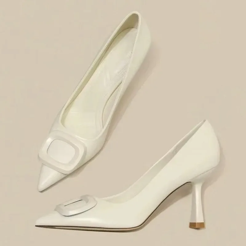 

Французские женские весенне-осенние туфли на высоком каблуке-шпильке с острым носком, новые пригородные туфли с квадратной пряжкой и неглубоким носком