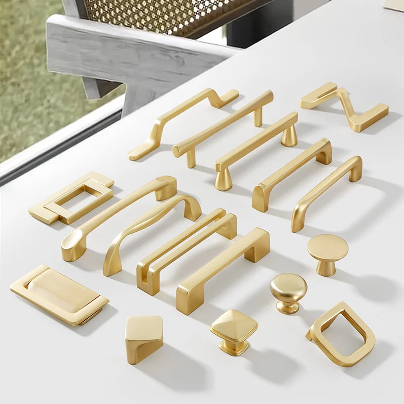 Modern Brushed Gold Cabinet Handles Zinc Alloy Drawer Pulls Knobs Minimalist Furniture Hardware for Wardrobe Cupboard Kitchen