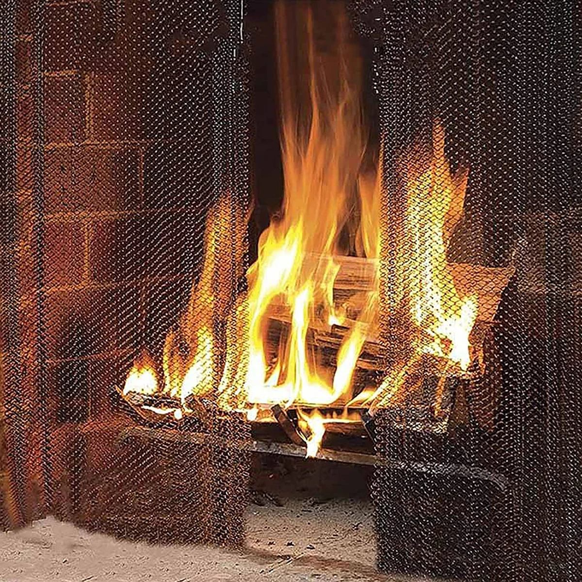 Lareira Mesh Screen Curtain, resistente ao calor, resistente Spark Guard, Metal Gate, 2pcs