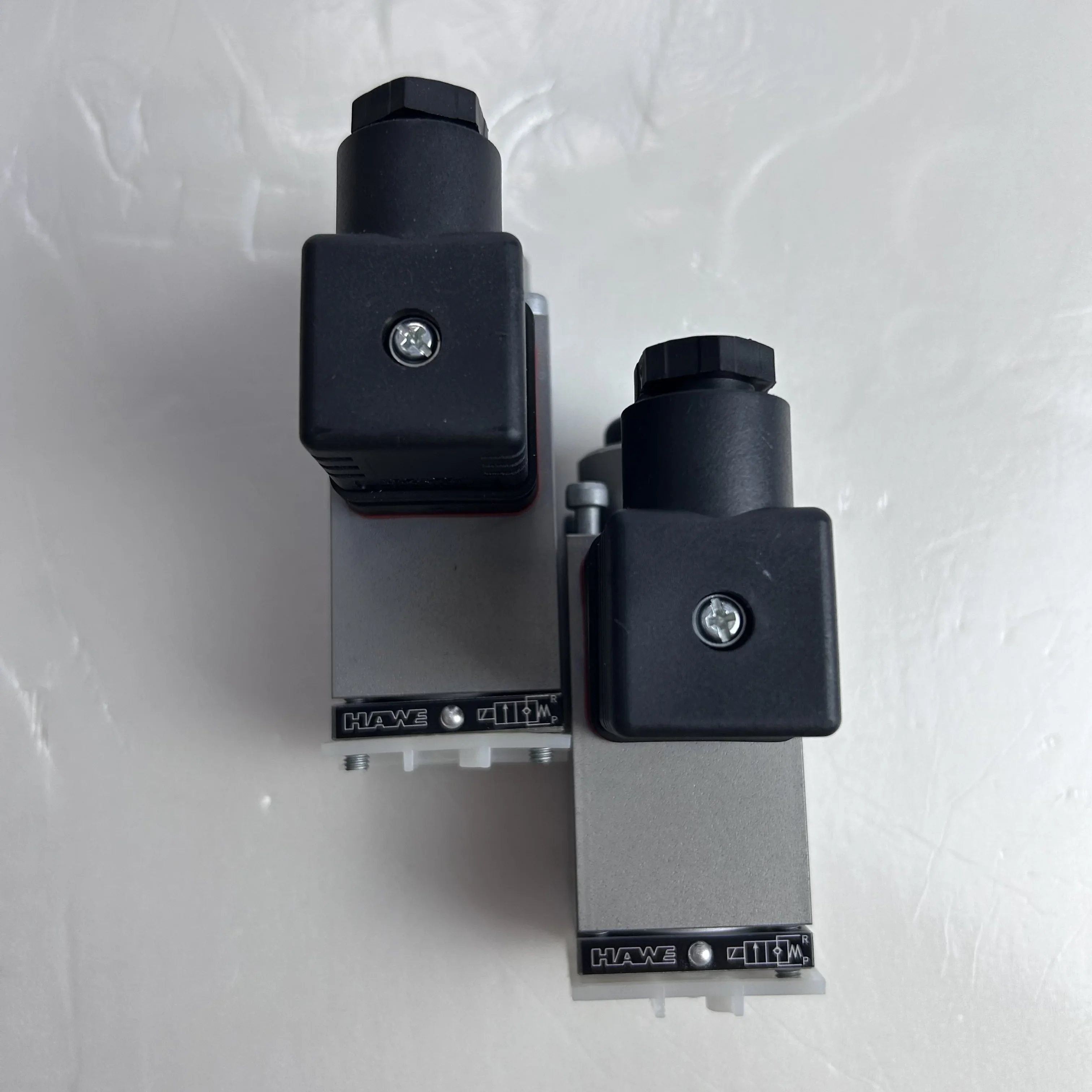 L # For Wn Hawe Dir…