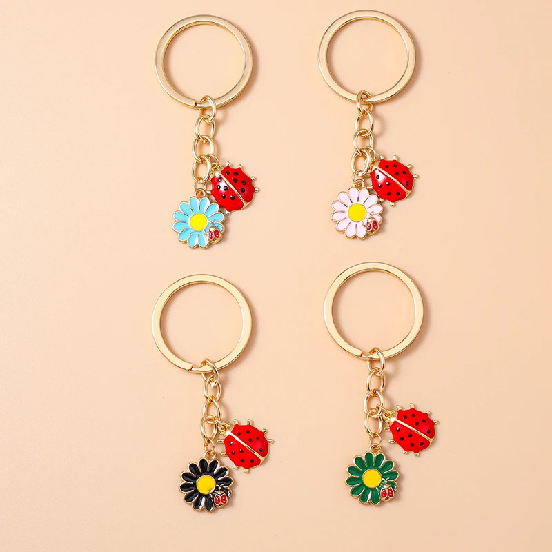 Fashion Flower Keychain Cartoon Enamel Ladybug Pendant Key Rings for Women Men Car Key Handbag Key Chains DIY Accessories