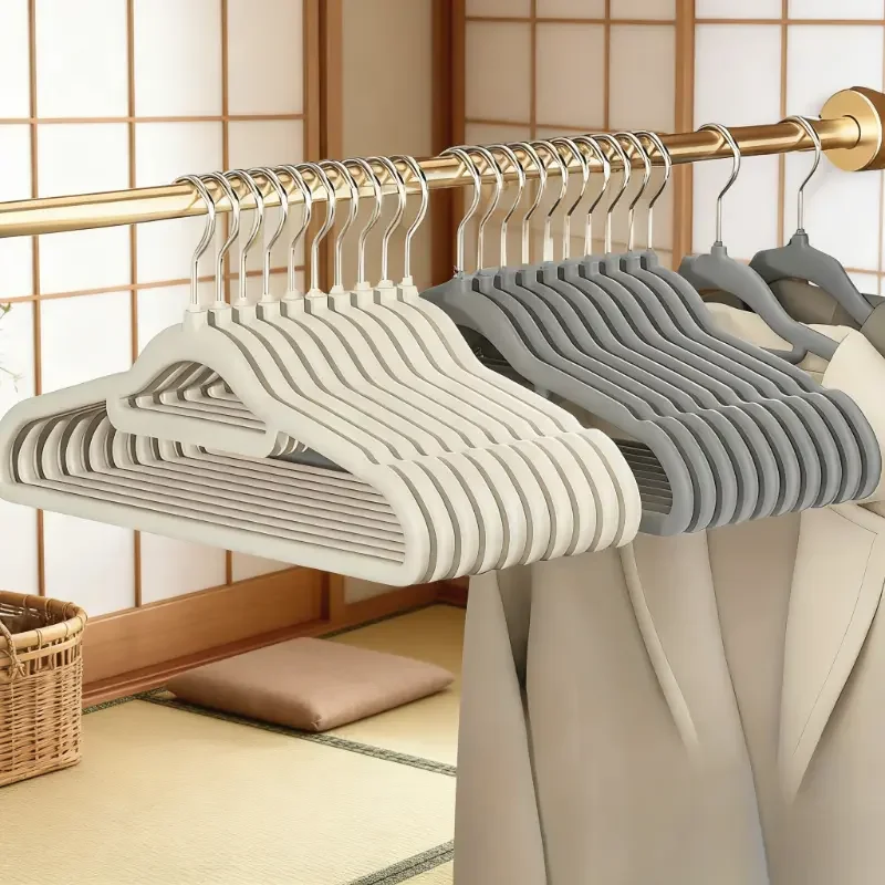 شماعة مخملية سوداء للملابس والسراويل والمعطف وخزانة تخزين وخطاف ورأى شماعات غير قابلة للانزلاق ومنظمات مساحة لتوفير المنزل #3