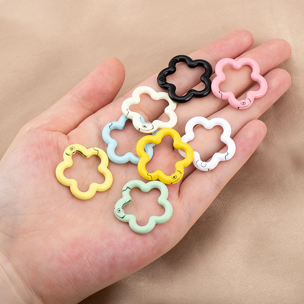 5/10pcs Colorful Flower-shaped Alloy Carabiner Rings Keychain Clip Spring Hook Hanging Buckle For DIY Jewelry Making Accessories view 5