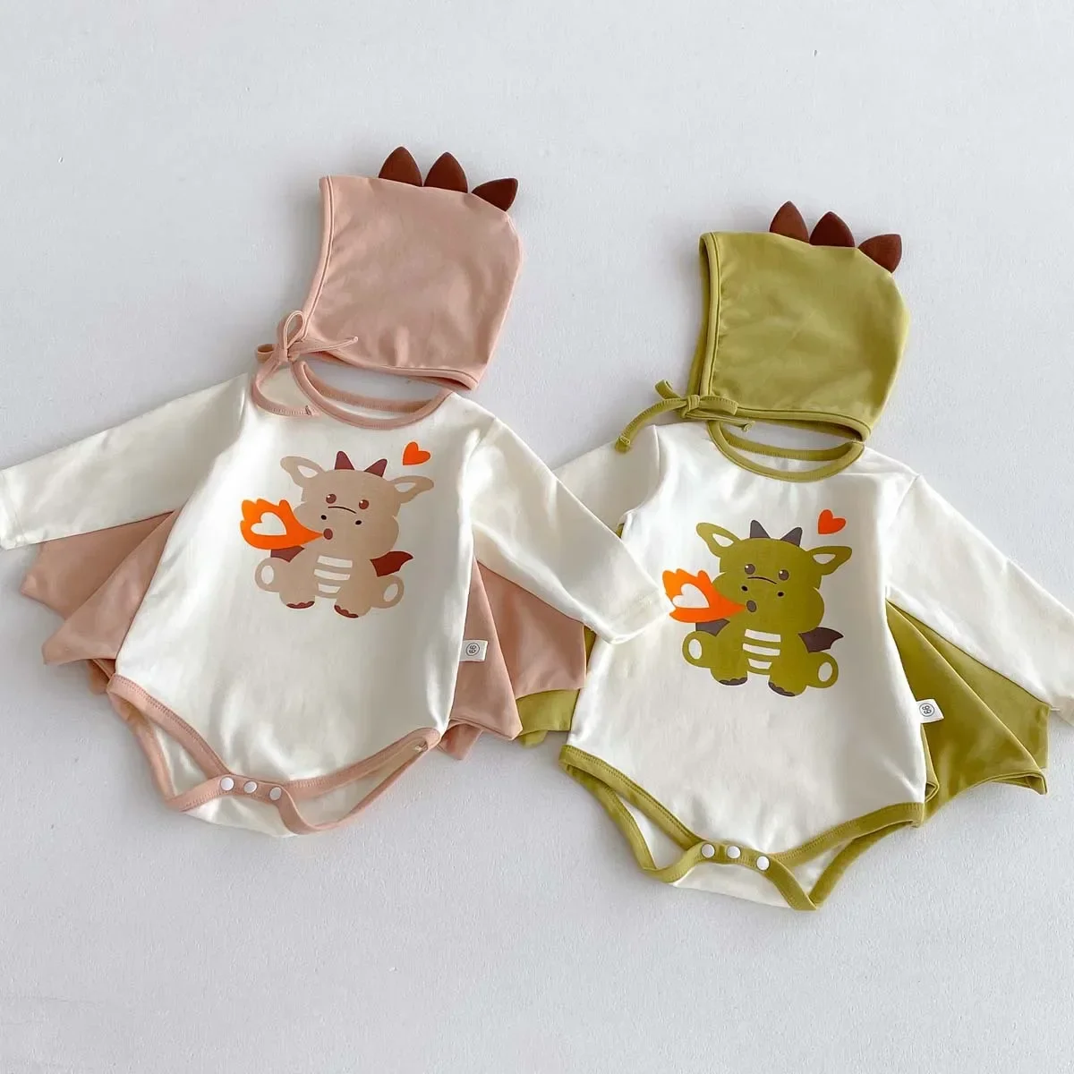 2024 Autumn New Korean Style Infant Onesie: Dragon Print Bodysuit with Hooded Design for Babies, Includes Hat