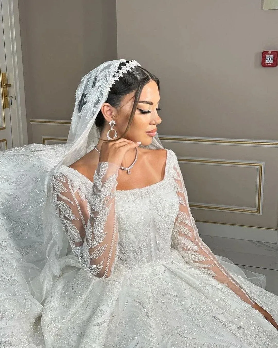 Custom Lace Shine Wedding Dresses New Sequined Ball Gown Long-Sleeve Plus Size Brush Train Bridal Gowns Dresses Vestido De Novia