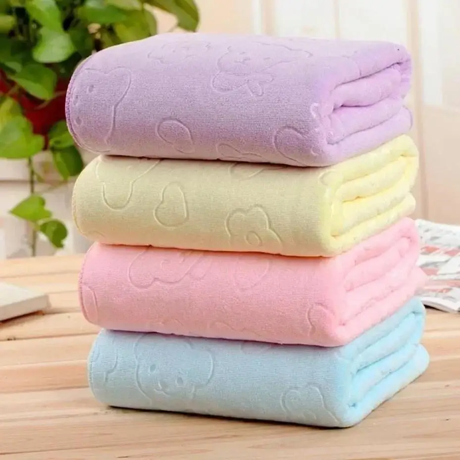 1 Pcs 70*140cm Microfiber Embossed Bear Bath Towel Solid Color Thickened Absorbent Soft Household Bathroom Supplies