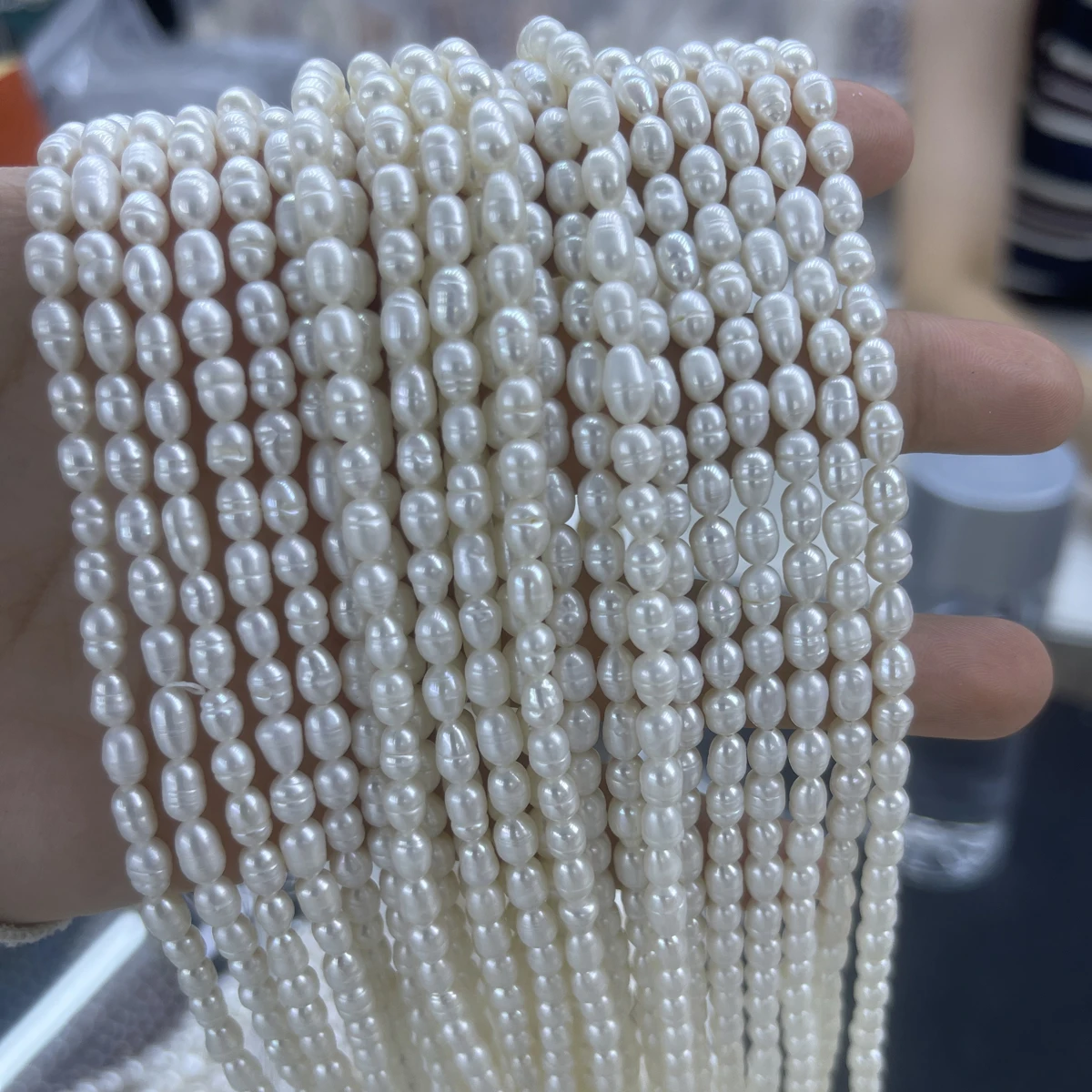 

A 4-5mm White Rice Beads Natural Freshwater Pearls Loose Beads for Needlework Jewelry Making DIY Necklace Bracelet Accessories