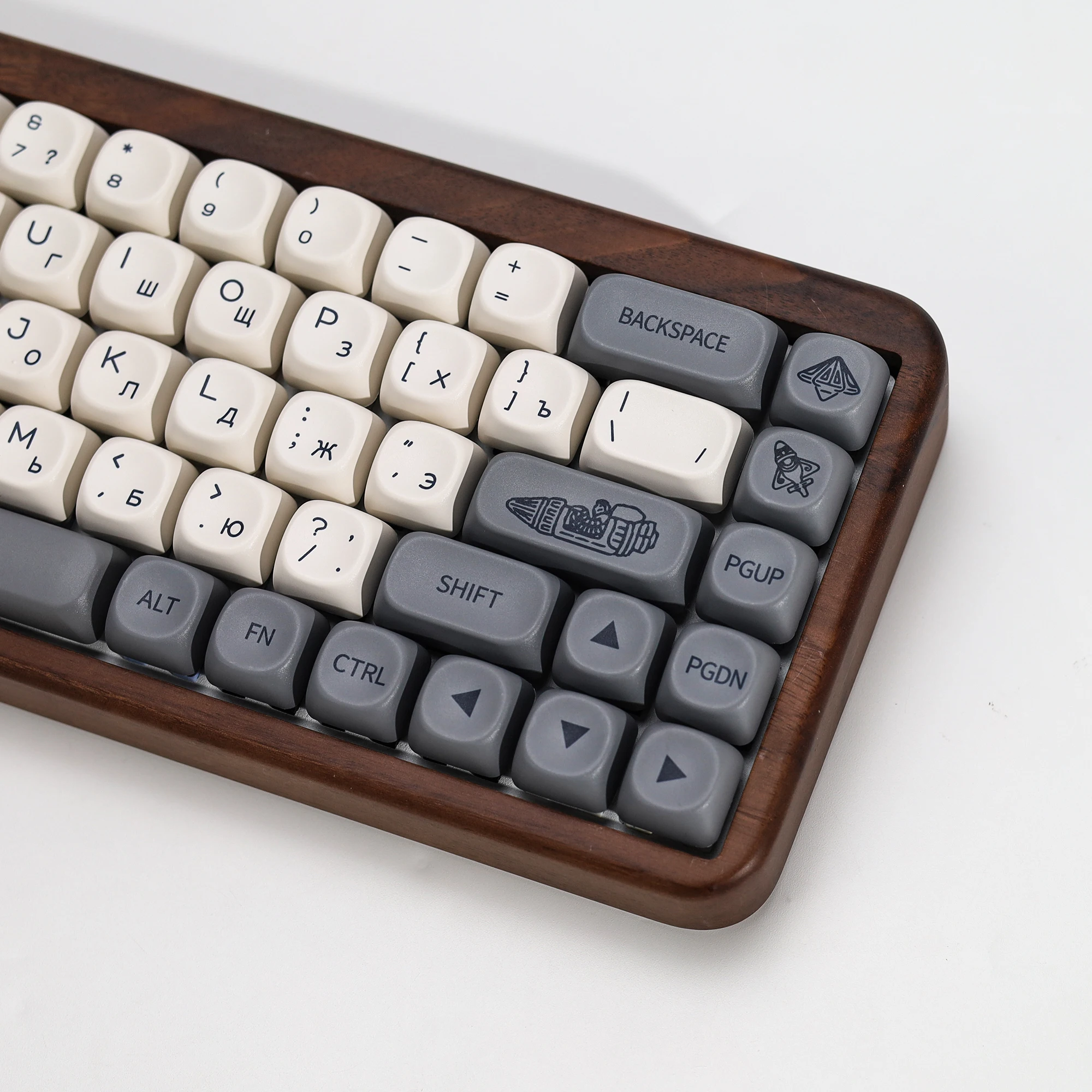 KBDiy Russische Tastenkappen Retro Vision Theme KOA MOA Profil PBT ISO MAC Tastenkappen Maßanfertigung für MX-Schalter 60 Gaming Mechanische Tastatur – Detail 13