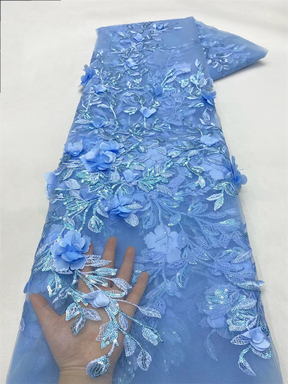 

Blue Luxurious Nigerian Sequins Lace Fabric 2024 High Quality Embroidery Beads African French Lace Fabric For Wedding Dress