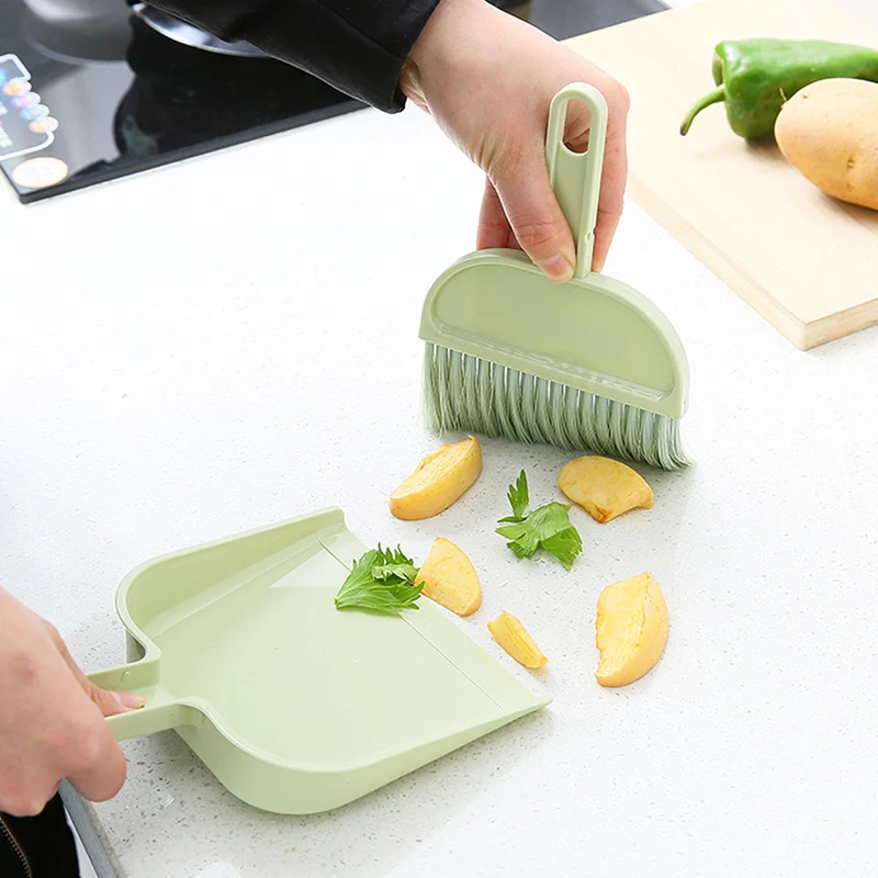 Small Broom Keyboard Brush Household Mini Dustpan Broom Desktop Creative Cleaning Tool Plastic Set Solid Color Cute Tools