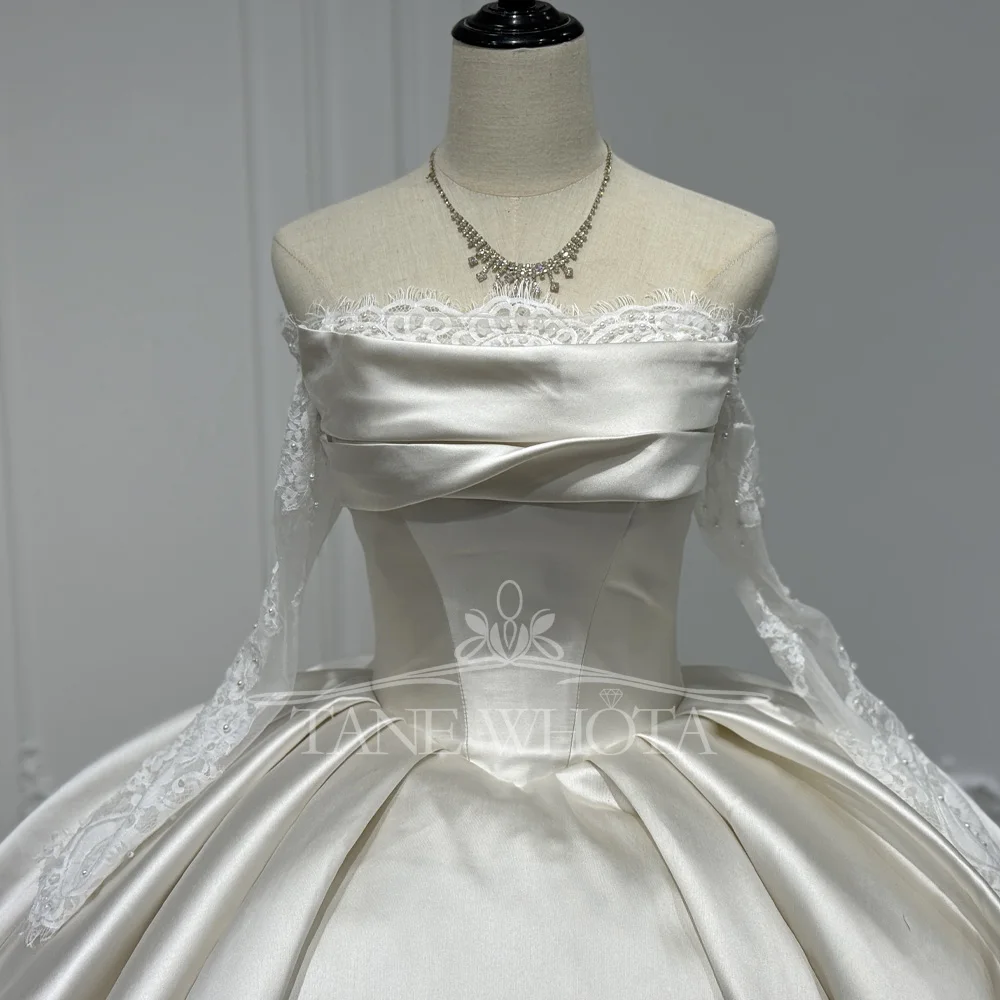 

Customizable Strapless Wedding Dress 2026 Long Sleeve Lace Up Back Elegant Bridal Gown