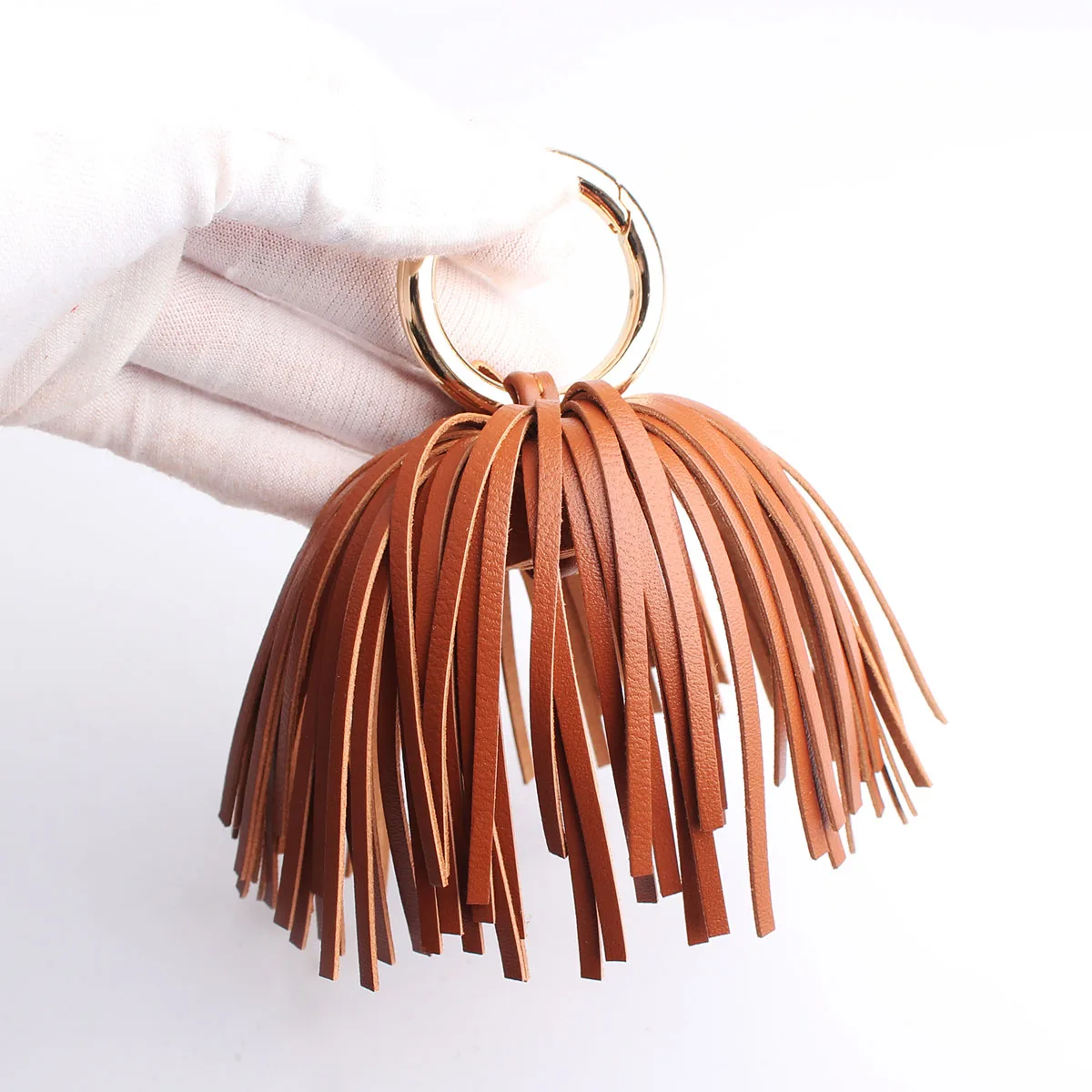 FANAN Luxury Designer Style Natural Real Leather Tassel Keychain For Keys Car Key Chain Key Ring Women Bag Charm Pendant Girls
