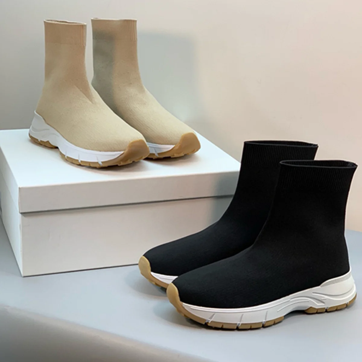 

Jenny&Dave French Style Minimalist Comfortable Sock Boots Flying Woven High Quality Autumn Winter Boots Thick-soled Shoes Women