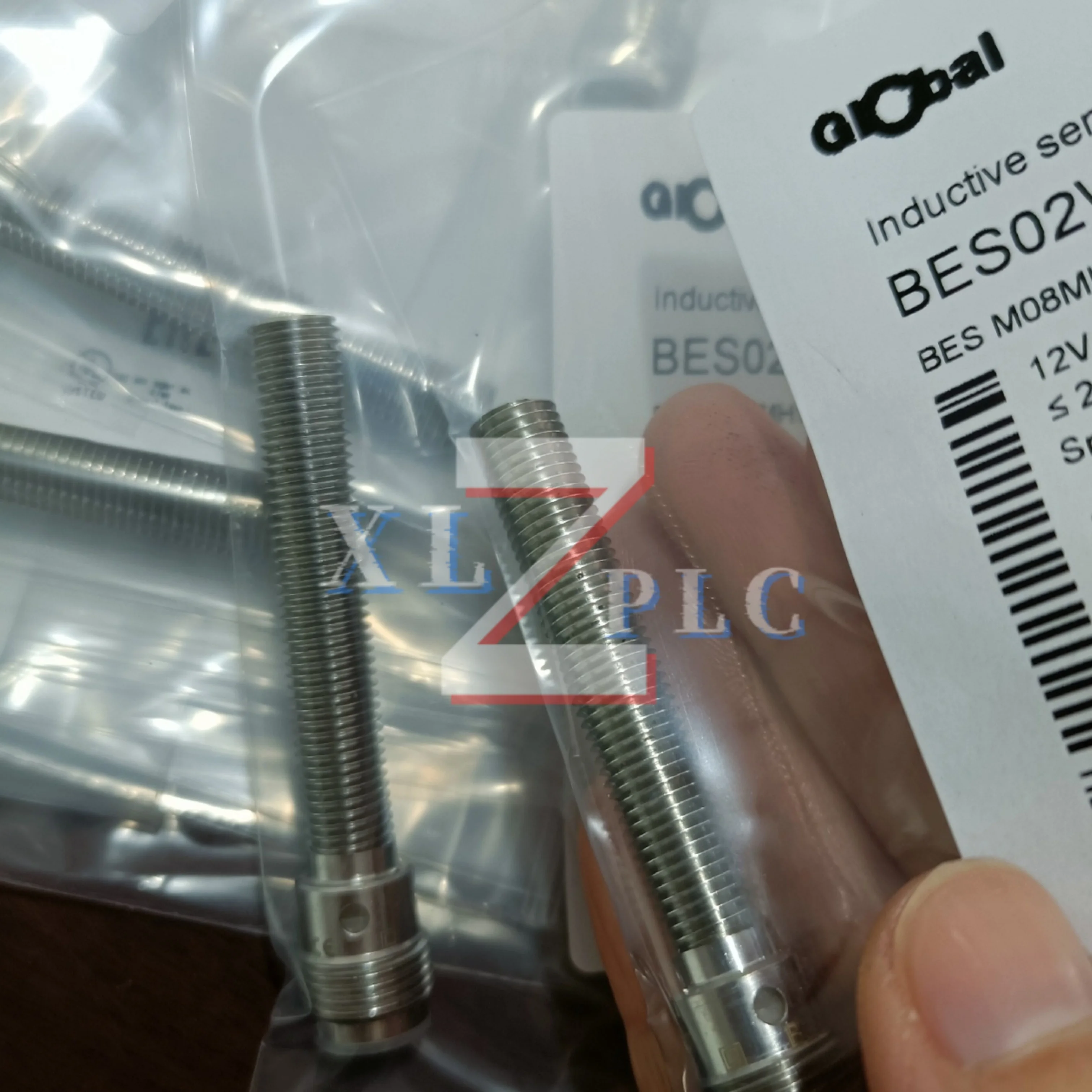 nieuwe originele naderingsschakelaar BES0028 BESM08MH1-PSC20B-S04G BES00H2 BES-516-3005-E5-C-S49 BES015N BES516-105-S4-C