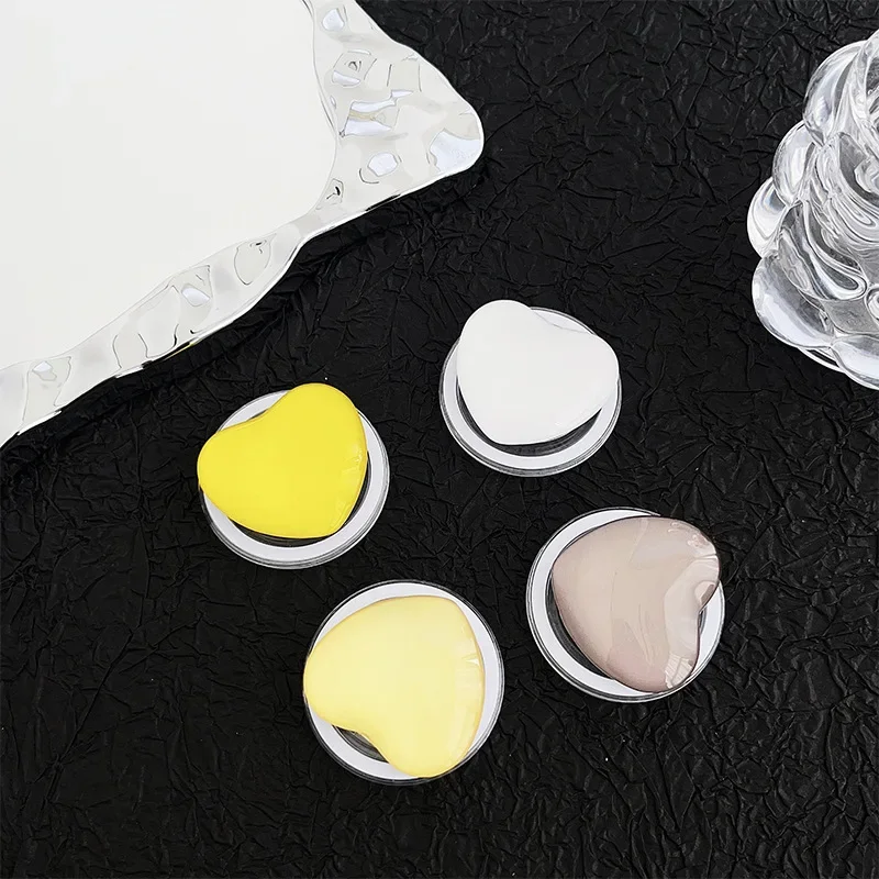 ที่ยึดโทรศัพท์แบบแม่เหล็กทรงหัวใจแก้วสีชมพูสไตล์เกาหลี Y2K พร้อมขาตั้งถอดได้สำหรับ Magsafe ใช้ได้กับสมาร์ทโฟนทุกรุ่น สำหรับ iPhone 17