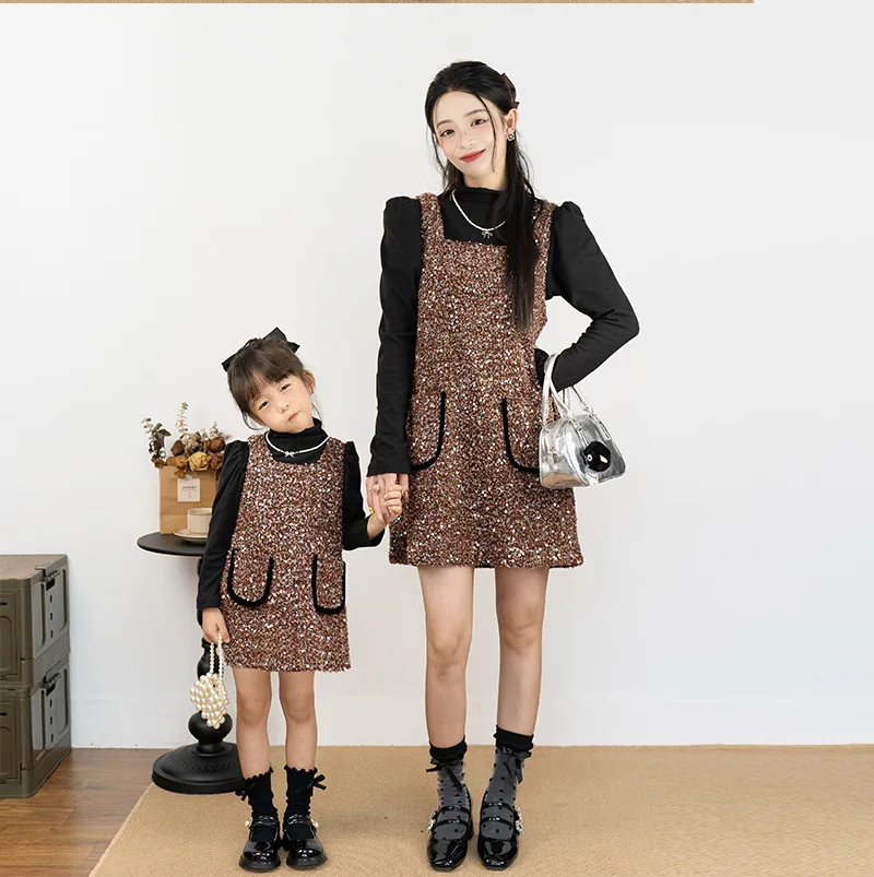 

‌2025 Winter Korean Style Mother Daughter Matching Dress Shiny Sequin Party Princess Gown with Bow for Girls Toddler Christmas