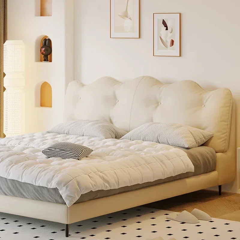 Modern simple technology cloth bed cream wind cloth bed