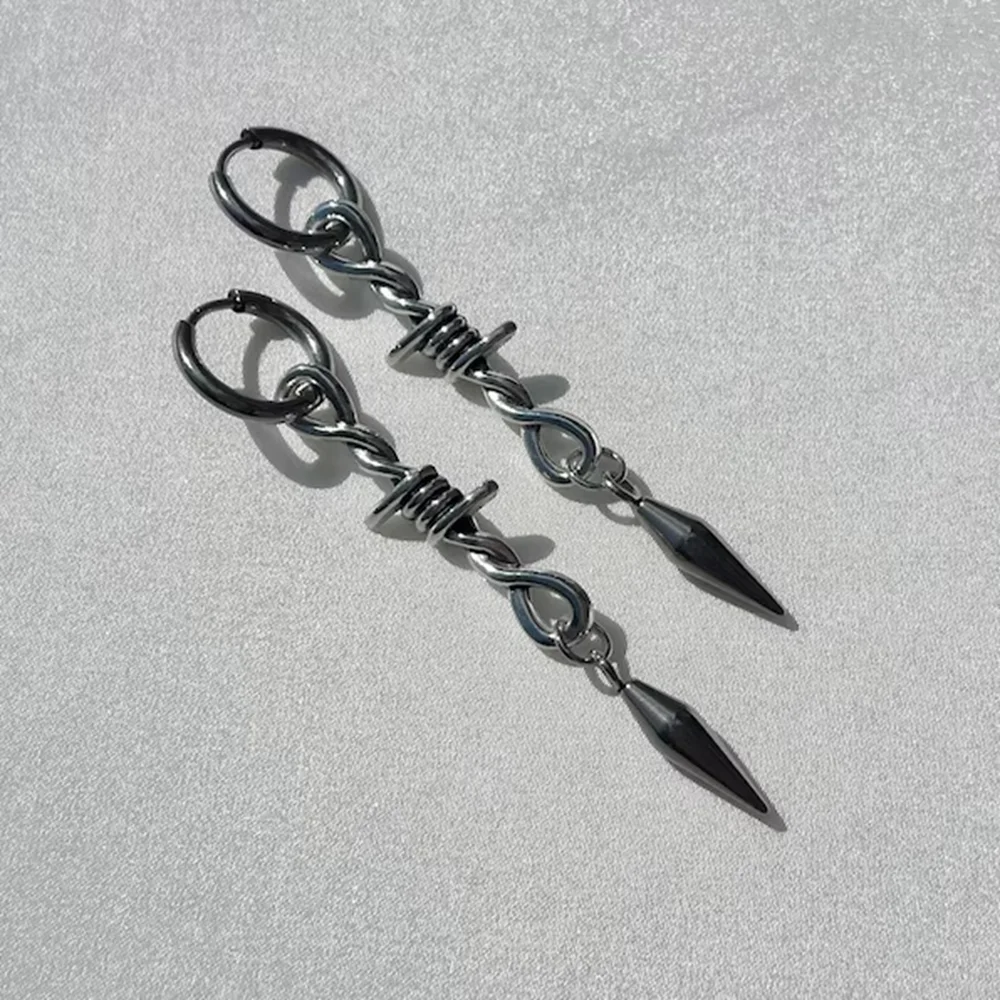 Grunge Barbed Wire Star Spike  - Women'S Fashion Edgy recension och pris