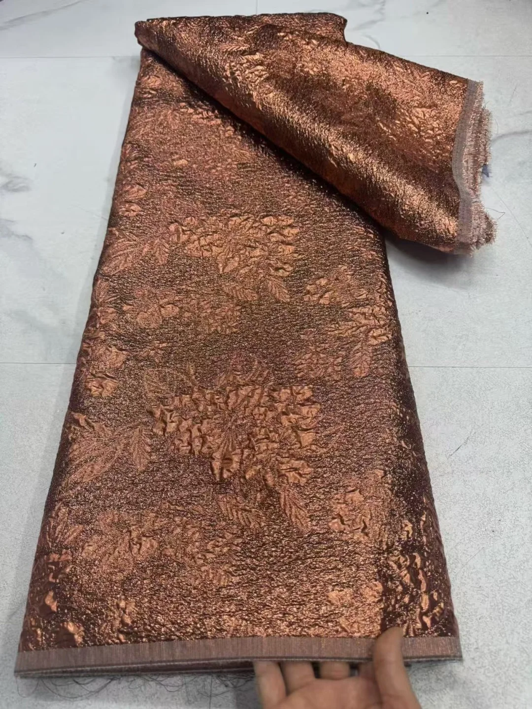 derniere-collection-de-tissus-en-dentelle-africaine-brodee-blink-organza-2026-–-tissu-jacquard-francais-nigerian-de-haute-qualite-pour-robes-de-soiree