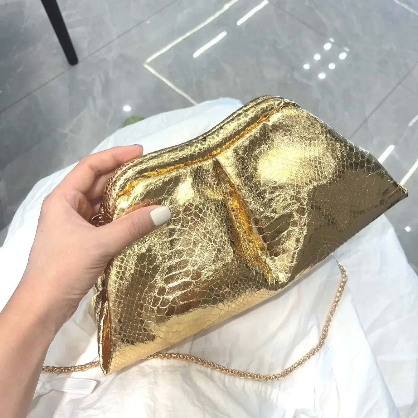 

Luxury Designer Women's Shoulder Bag Purse for Wedding Evening Party Clutch Handbag Fashionable Evening Clutch Bag