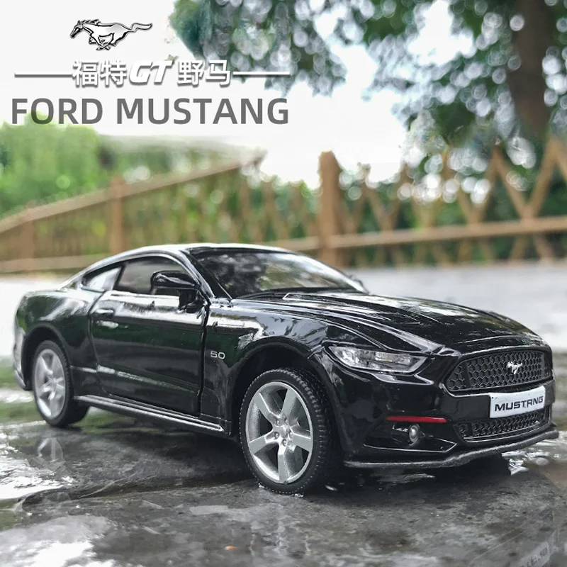 1/36 Ford Mustang Simualtion Car Model Diecast Toy Vehicle Children Boy Police Car Gift Collection Mniature Voiture Home Decor