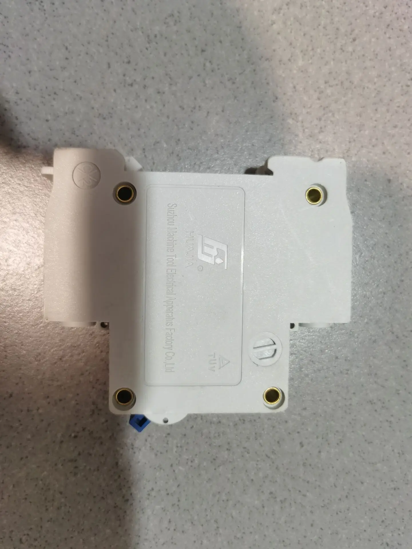 قاطع دائرة مصغر HGM45-63، التيار المقدر 16 أمبير، ثلاثة وظائف للحمل الزائد/الدوائر القصيرة/حماية التسرب #1