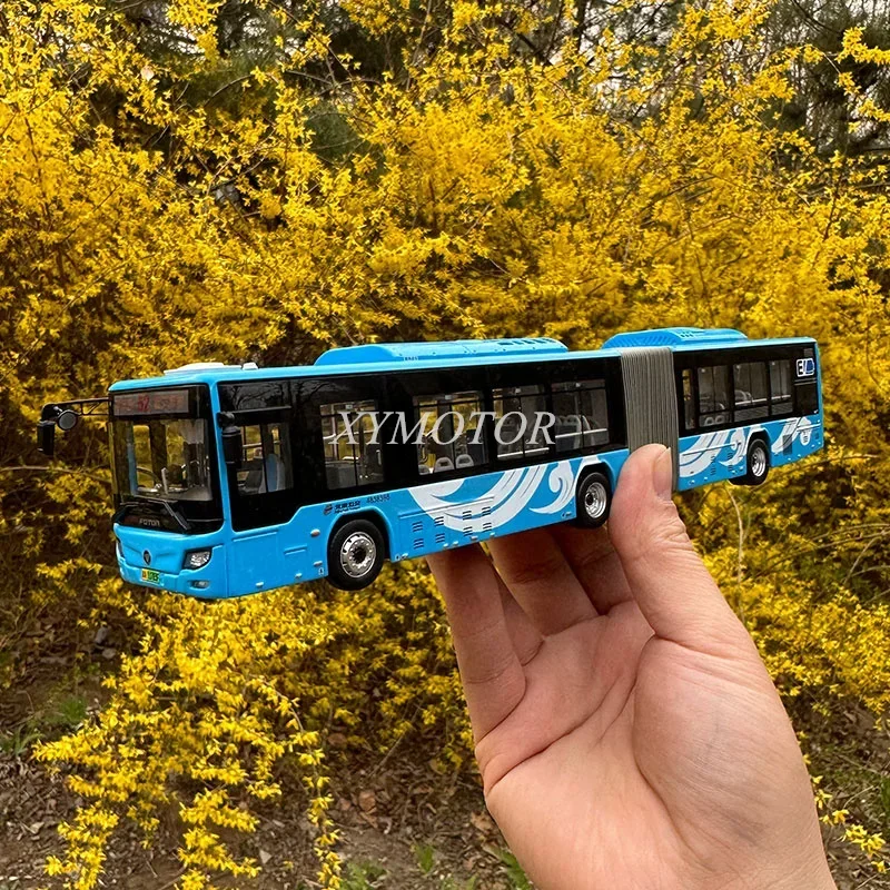 1:64 For Beijing City Bus lane No.52 BJ6160 Trolleybus Clouds Diecast Model Car Toys Gifts Hobby Display Ornaments Collection