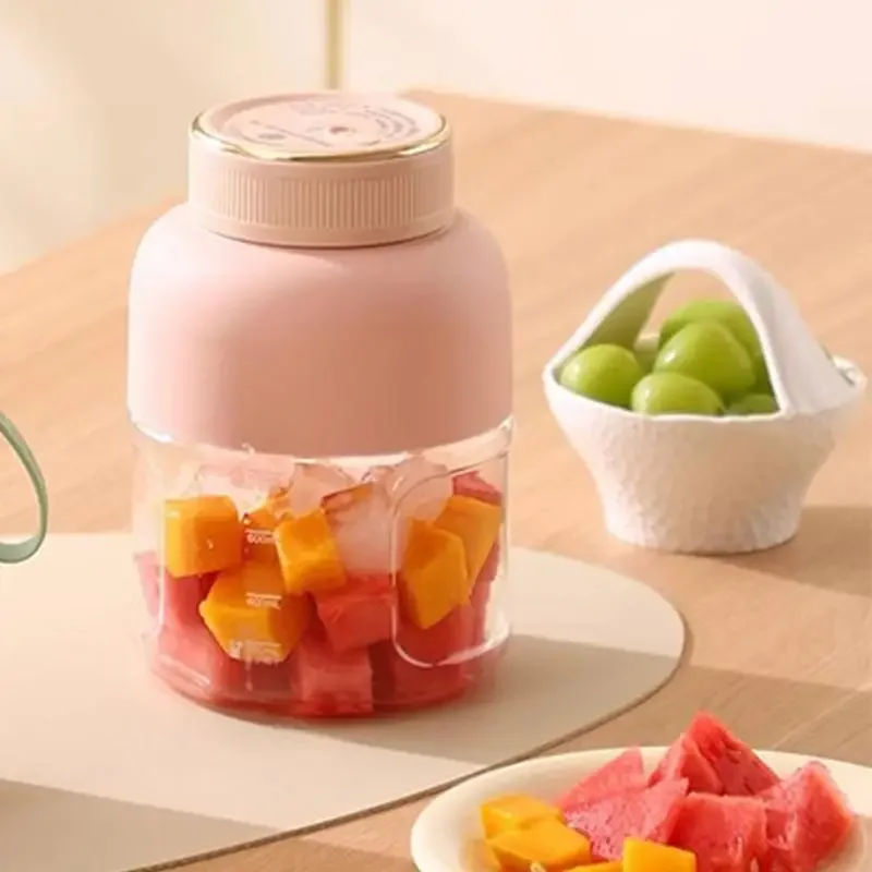 

Rechargeable Blender Portable Large Capacity Wireless Double Cover Design Portable Blender Multifunctional Fruit & Vegetable