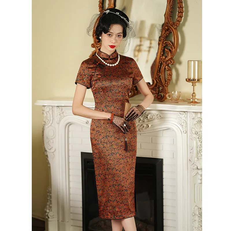 

Short Sleeve Silk Floral Traditional Vintage Modern Cheongsam Qipao Improved Daily Wearable Retro the Republic of China Spring