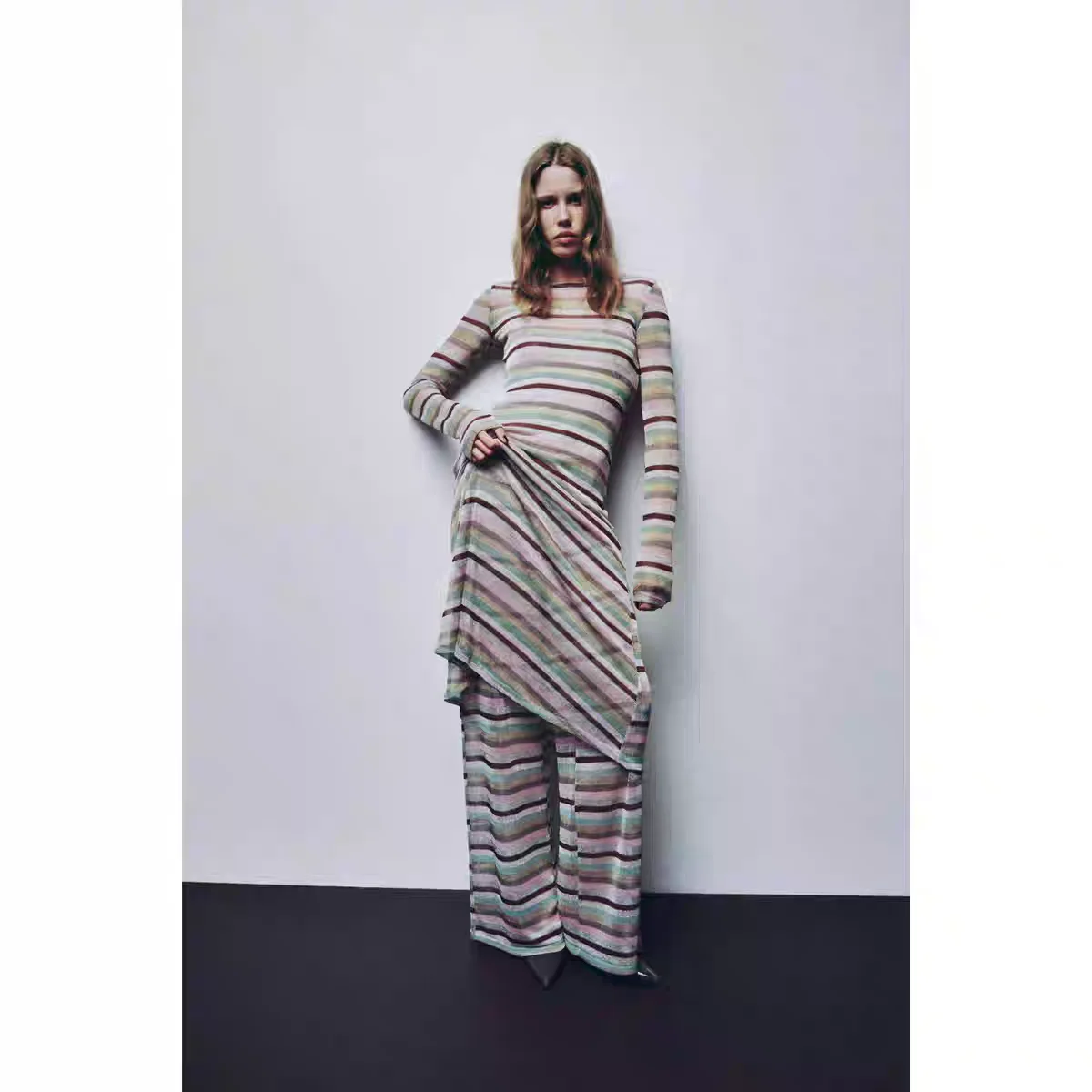 

Повседневные полосатые длинные брюки для отдыха, юбка трапециевидной формы с высокой талией, длинное волокно из полиэстера, круглые женские брюки Ne Commute Sle...