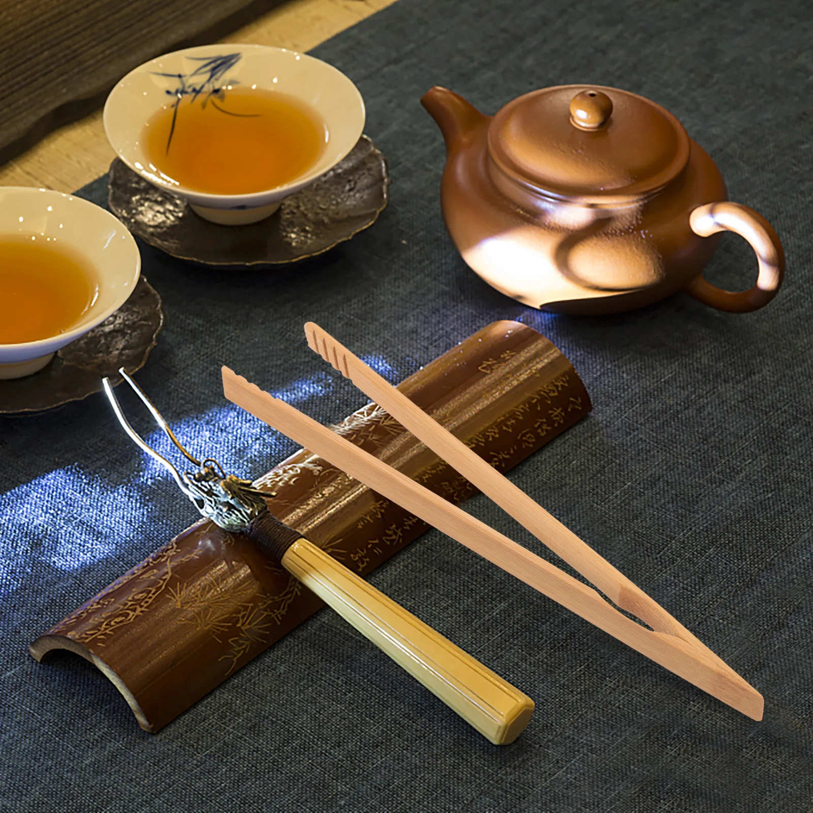 

2Pcs Bamboo Heat-Resistant Tea Cup Clips Non-Slip Handle Kitchen Tweezers for Baking Air Fryer Toast Bbq Food Clamp