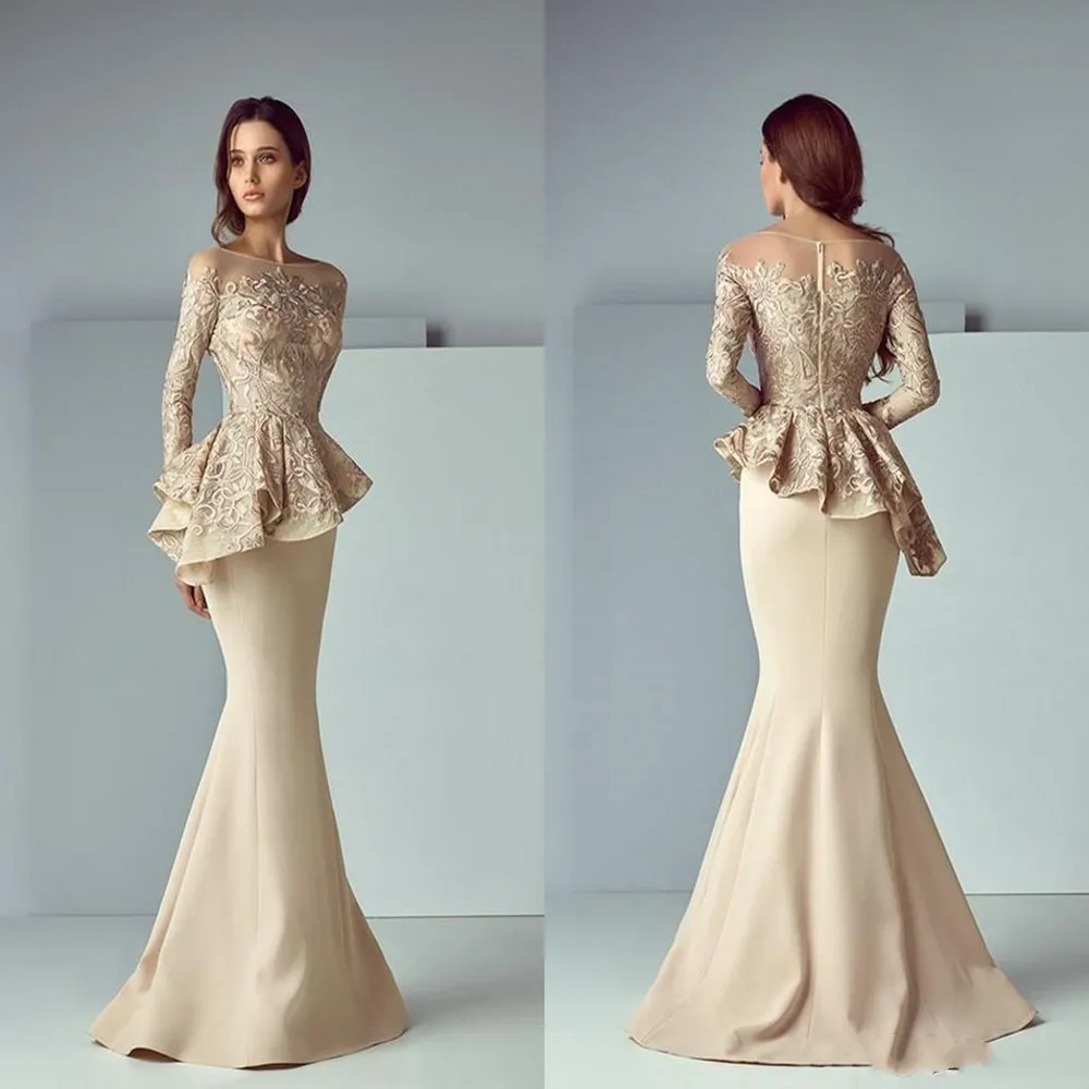 

2023 Champagne Mother Of The Bride Dresses Jewel Neck Mermaid Illusion Long Sleeves Lace Appliques Peplum Wedding Guest Gowns Pl