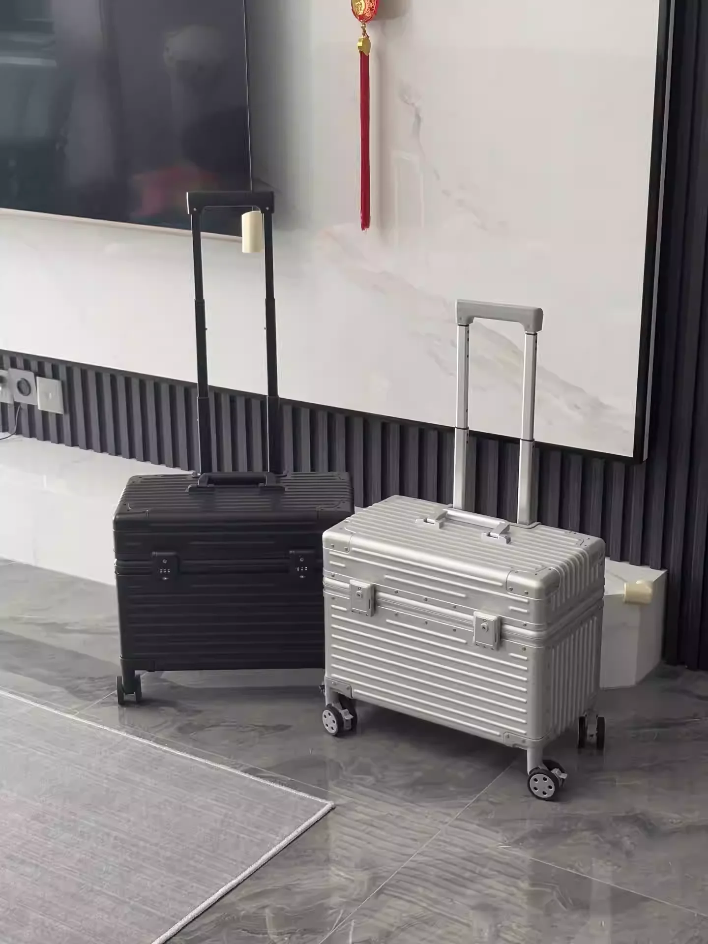 All-aluminum magnesium alloy Velcro combination lock camera carry-on toolbox OEM men's and women's pp